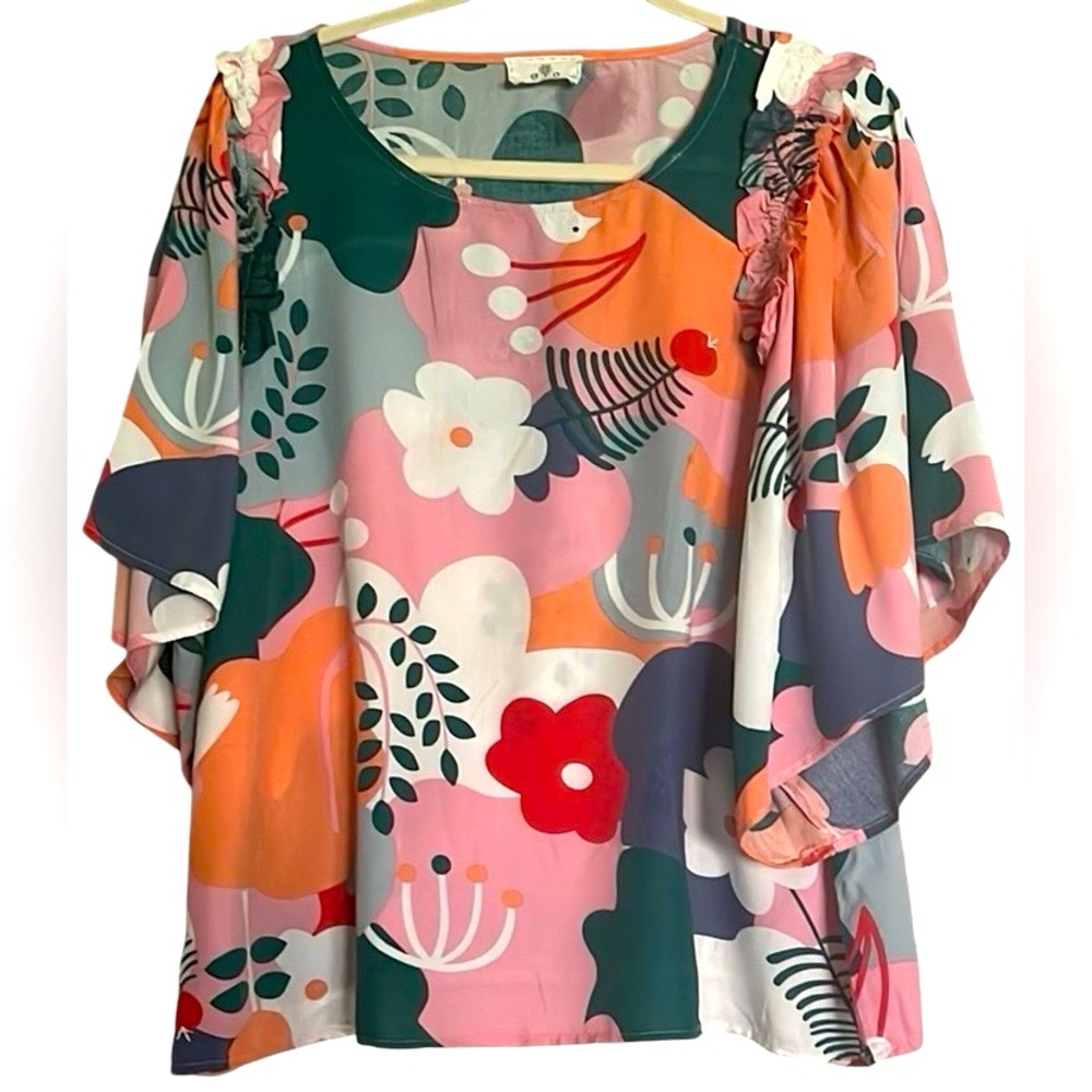 GJO Pink/Emerald/Coral/Red/White Bird in Garden Floral Top, Size Medium, GUC.